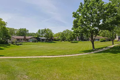 3101 Toulon Drive #B2, Northbrook, IL 60062 - Photo 20