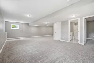 38 Winding Wy, Bloomington, IL 61705 - Photo 26