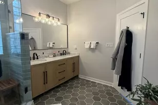 2302 W North Ave, Chicago, IL 60647 - Photo 14