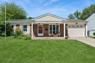 306 Hale Ave, Romeoville, IL 60446 - Photo 1