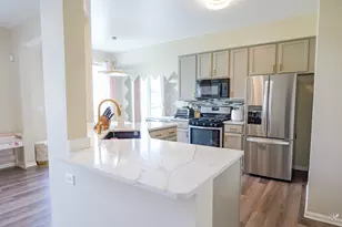24835 Gates Ct, Plainfield, IL 60585 - Photo 10