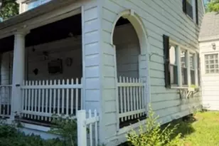306 Elizabeth St, Calumet City, IL 60409 - Photo 2