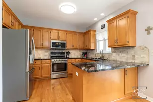 497 Treasure Dr, Oswego, IL 60543 - Photo 8