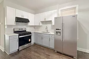 3134 W 42nd St, Chicago, IL 60632 - Photo 8