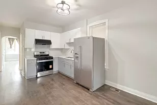 3134 W 42nd St, Chicago, IL 60632 - Photo 6