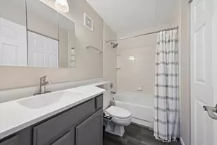 1 Bloomingdale Pl, Bloomingdale, IL 60108 - Photo 14