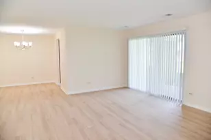 [Address not provided], Arlington Heights, IL 60004 - Photo 4