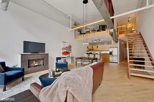 203 S Sangamon St, Chicago, IL 60607 - Photo 4