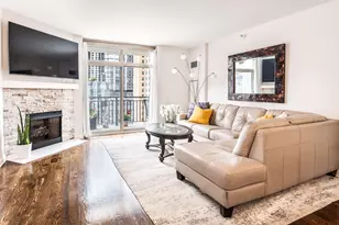 21 W Chestnut St, Chicago, IL 60610 - Photo 4