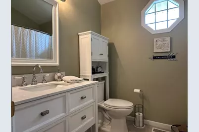 530 N Van Buren Avenue, Bradley, IL 60915 - Photo 14