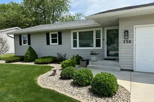 530 N Van Buren Ave, Bradley, IL 60915 - Photo 2