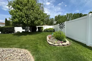 530 N Van Buren Ave, Bradley, IL 60915 - Photo 32