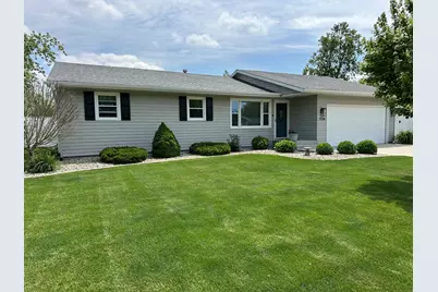 530 N Van Buren Avenue, Bradley, IL 60915 - Photo 1