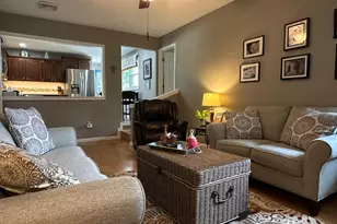 530 N Van Buren Ave, Bradley, IL 60915 - Photo 12