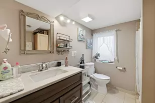 8549 Blueridge Ave, Hickory Hills, IL 60457 - Photo 12