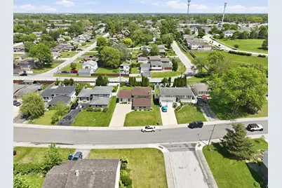 8549 Blue Ridge Avenue, Hickory Hills, IL 60457 - Photo 32