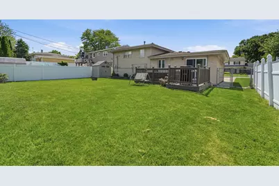 8549 Blue Ridge Avenue, Hickory Hills, IL 60457 - Photo 30