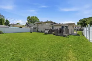 8549 Blueridge Ave, Hickory Hills, IL 60457 - Photo 30