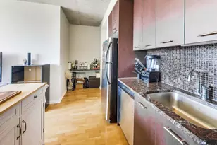 659 W Randolph St, Chicago, IL 60661 - Photo 10