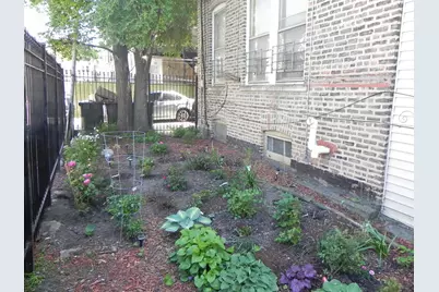 2330 W Thomas Street, Chicago, IL 60622 - Photo 20