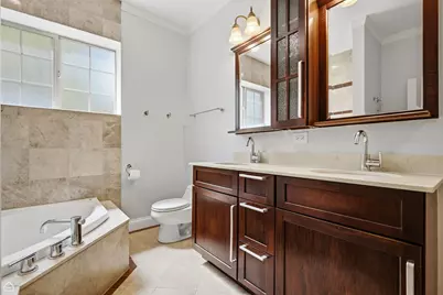 4755 N Kilbourn Avenue #2D, Chicago, IL 60630 - Photo 10
