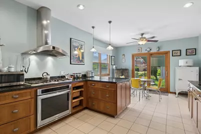 3242 N New England Avenue, Chicago, IL 60634 - Photo 8
