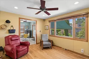 3242 N New England Ave, Chicago, IL 60634 - Photo 6