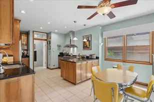 3242 N New England Ave, Chicago, IL 60634 - Photo 10