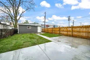 1132 N Waller Ave, Chicago, IL 60651 - Photo 32