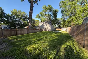 3335 W 163rd St, Markham, IL 60428 - Photo 6