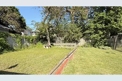301 N May Street, Aurora, IL 60506 - Photo 20