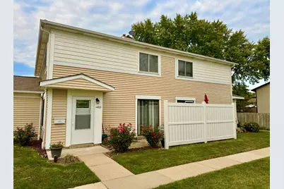 1483 Cornell Court #1483, Hoffman Estates, IL 60169 - Photo 2