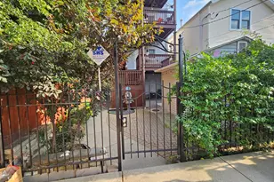 1140 W Barry Ave, Chicago, IL 60657 - Photo 24