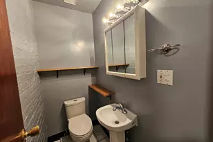 1140 W Barry Ave, Chicago, IL 60657 - Photo 20