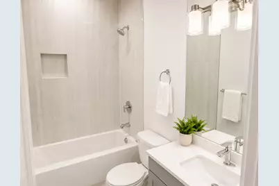 4543 S Saint Lawrence Avenue #1F, Chicago, IL 60653 - Photo 8