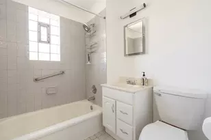 193 Fellows Ct, Elmhurst, IL 60126 - Photo 16
