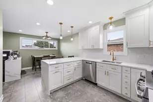 17335 Oleander Ave, Tinley Park, IL 60477 - Photo 10