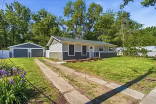 7468 E Parr St, Sun River Terrace, IL 60964 - Photo 2