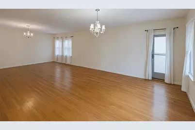 5433 W Melrose Street, Chicago, IL 60641 - Photo 10