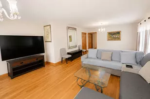 5433 W Melrose St, Chicago, IL 60641 - Photo 12