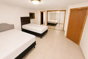 5433 W Melrose St, Chicago, IL 60641 - Photo 70