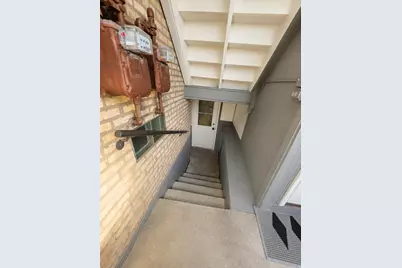 5433 W Melrose Street, Chicago, IL 60641 - Photo 52