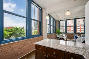 124 W Polk St, Chicago, IL 60605 - Photo 12