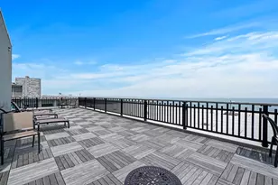 3600 N Lake Shore Dr, Chicago, IL 60613 - Photo 24