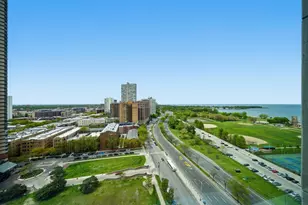 3600 N Lake Shore Dr, Chicago, IL 60613 - Photo 26