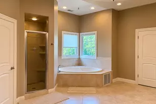 948 Lorie Ln, Lake Zurich, IL 60047 - Photo 20