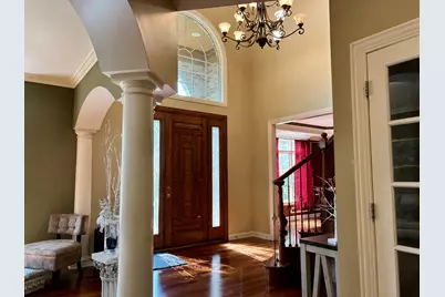 948 Lorie Lane, Lake Zurich, IL 60047 - Photo 2