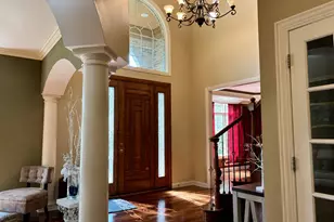 948 Lorie Ln, Lake Zurich, IL 60047 - Photo 2