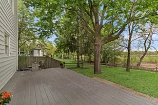 7452 Bittersweet Dr, Gurnee, IL 60031 - Photo 46