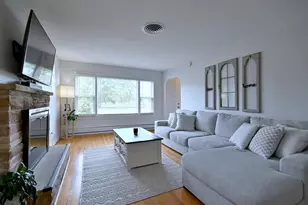 8107 W Irving Park Rd, Chicago, IL 60634 - Photo 6